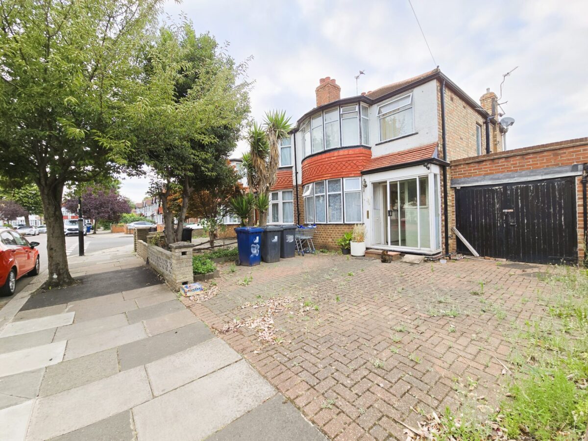 Conway Crescent, Perivale, London, UB6