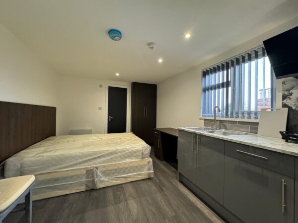 Adelaide Terrace, Brentford, TW8