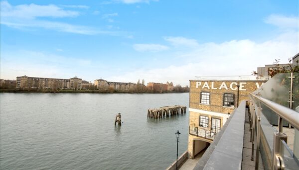 Oxbridge Terrace Townhouses, Palace Wharf W6