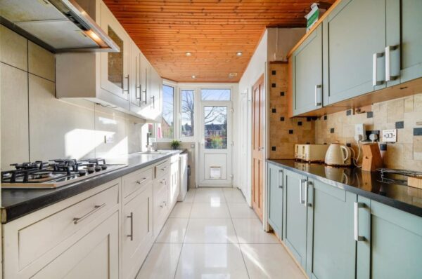 Lennox Gardens, Neasden, London, NW10