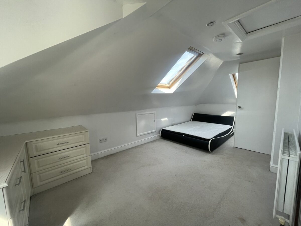 Sidcup Road, LONDON, SE9