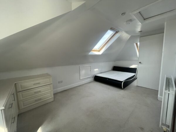 Sidcup Road, LONDON, SE9