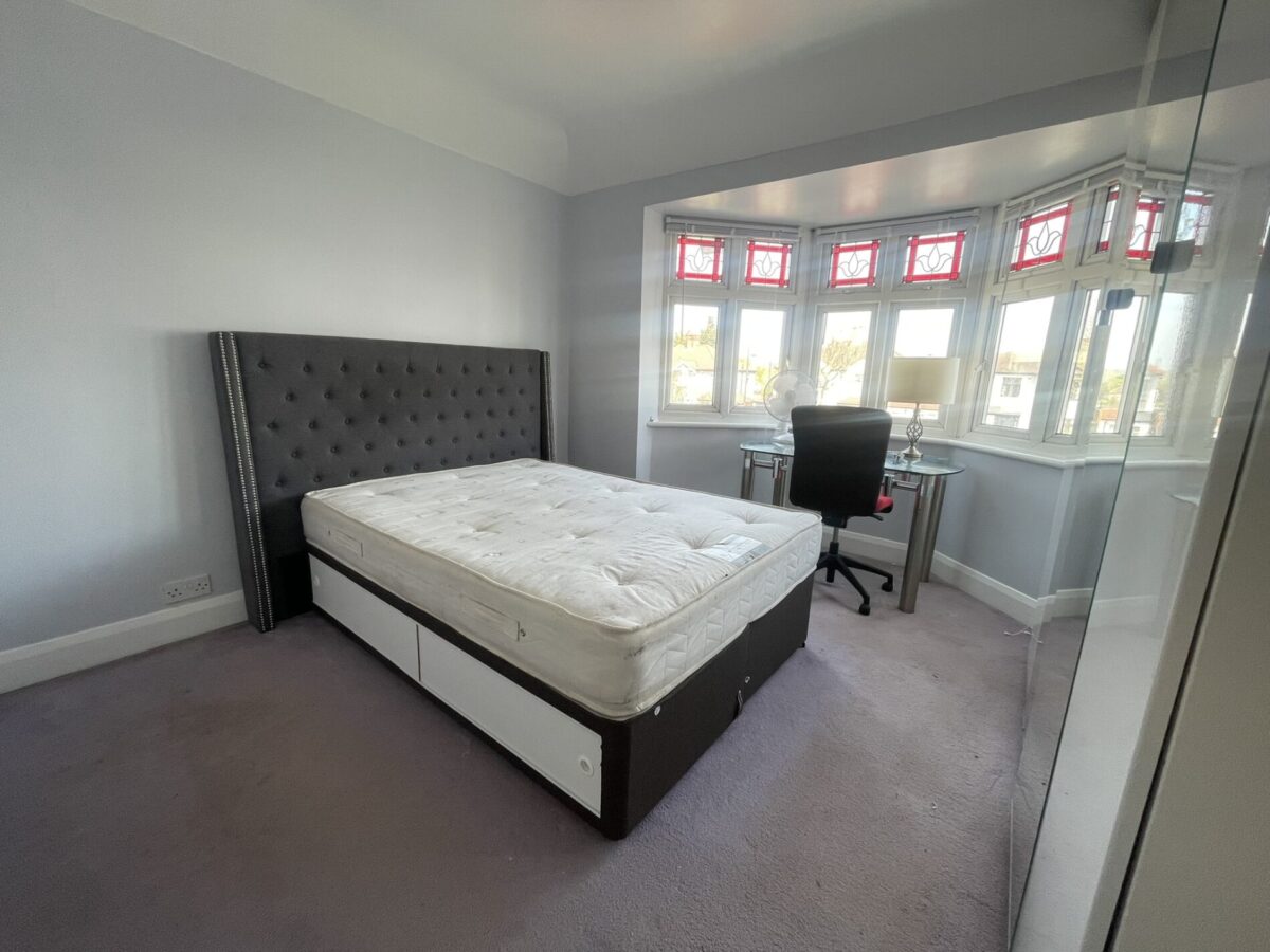 Sidcup Road, LONDON, SE9