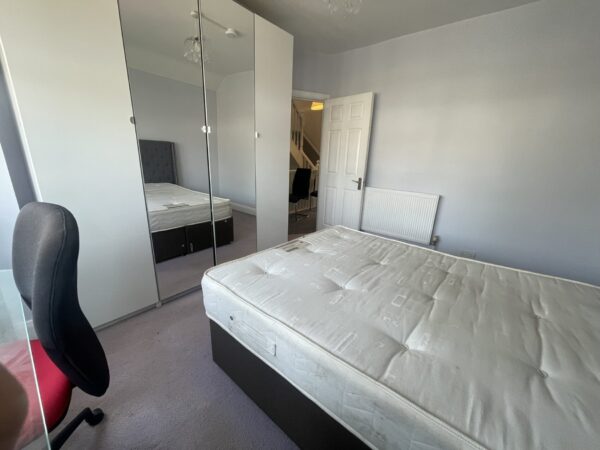 Sidcup Road, LONDON, SE9