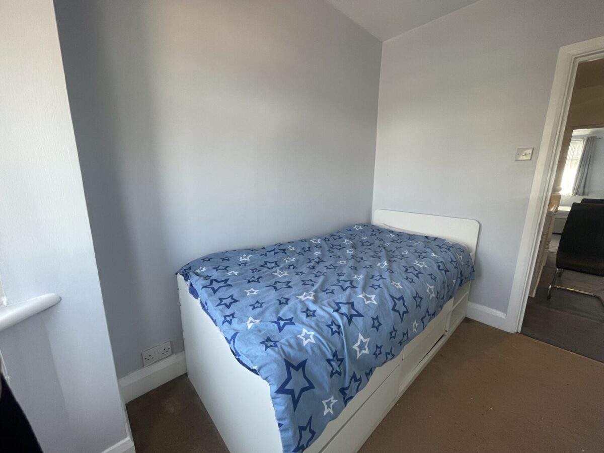 Sidcup Road, LONDON, SE9