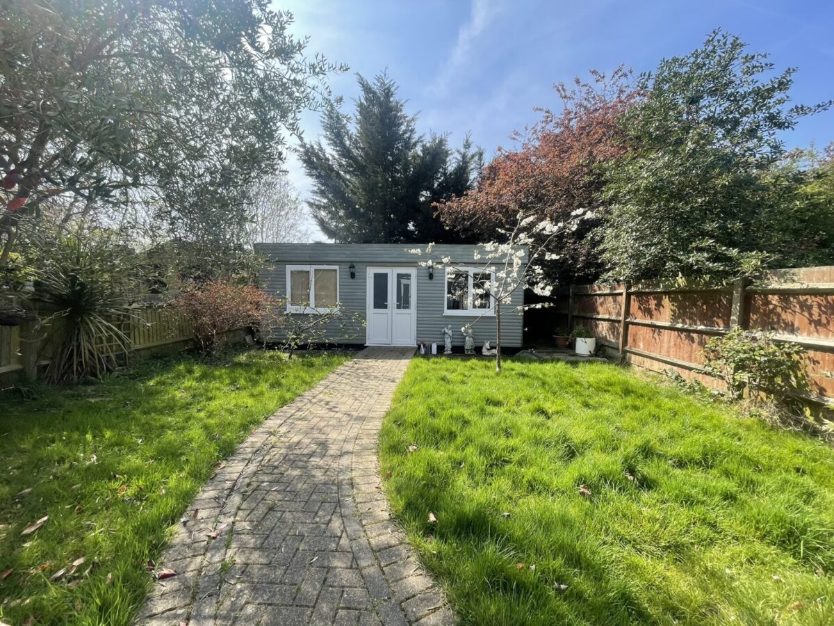 Sidcup Road, LONDON, SE9