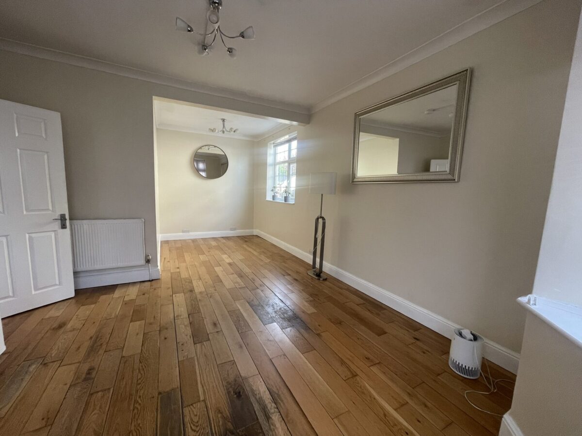Sidcup Road, LONDON, SE9