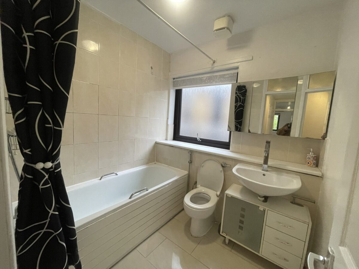 Horseferry Road, LONDON, E14