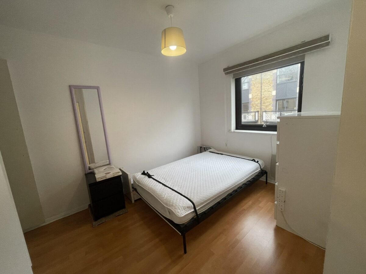 Horseferry Road, LONDON, E14