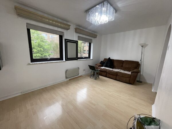 Horseferry Road, LONDON, E14