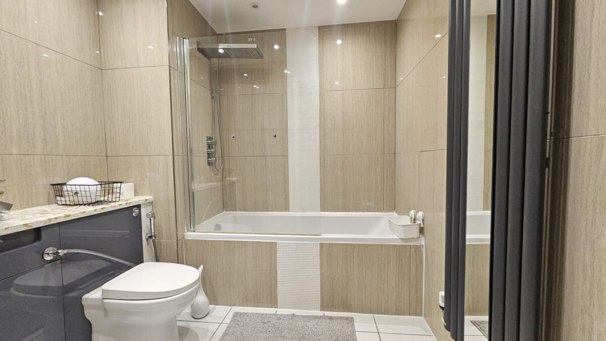 Whitby House, 26 Marsh Wall, LONDON, E14