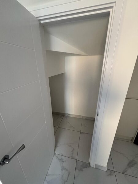 21 High Street, Cheshunt, WALTHAM CROSS, EN8