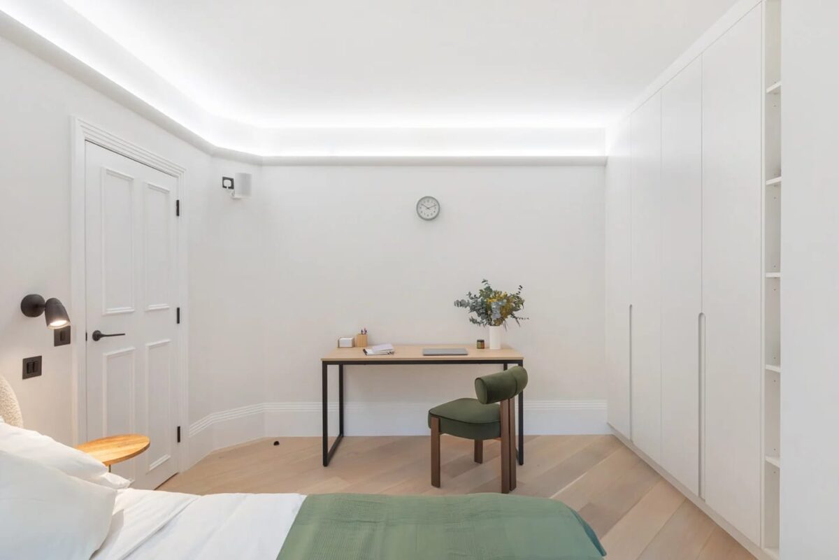 Shepherds House, London, W1K