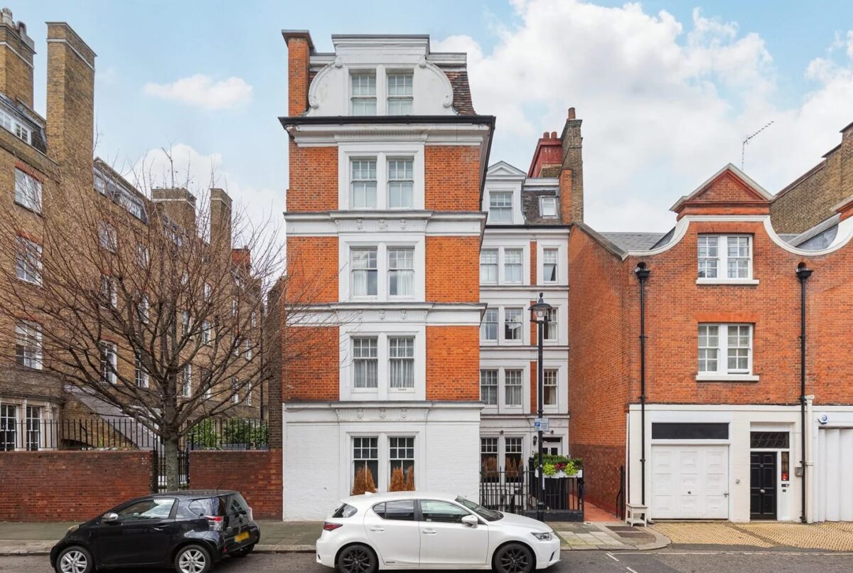 Shepherds House, London, W1K