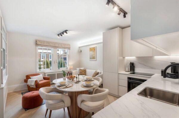 Shepherds House, London, W1K