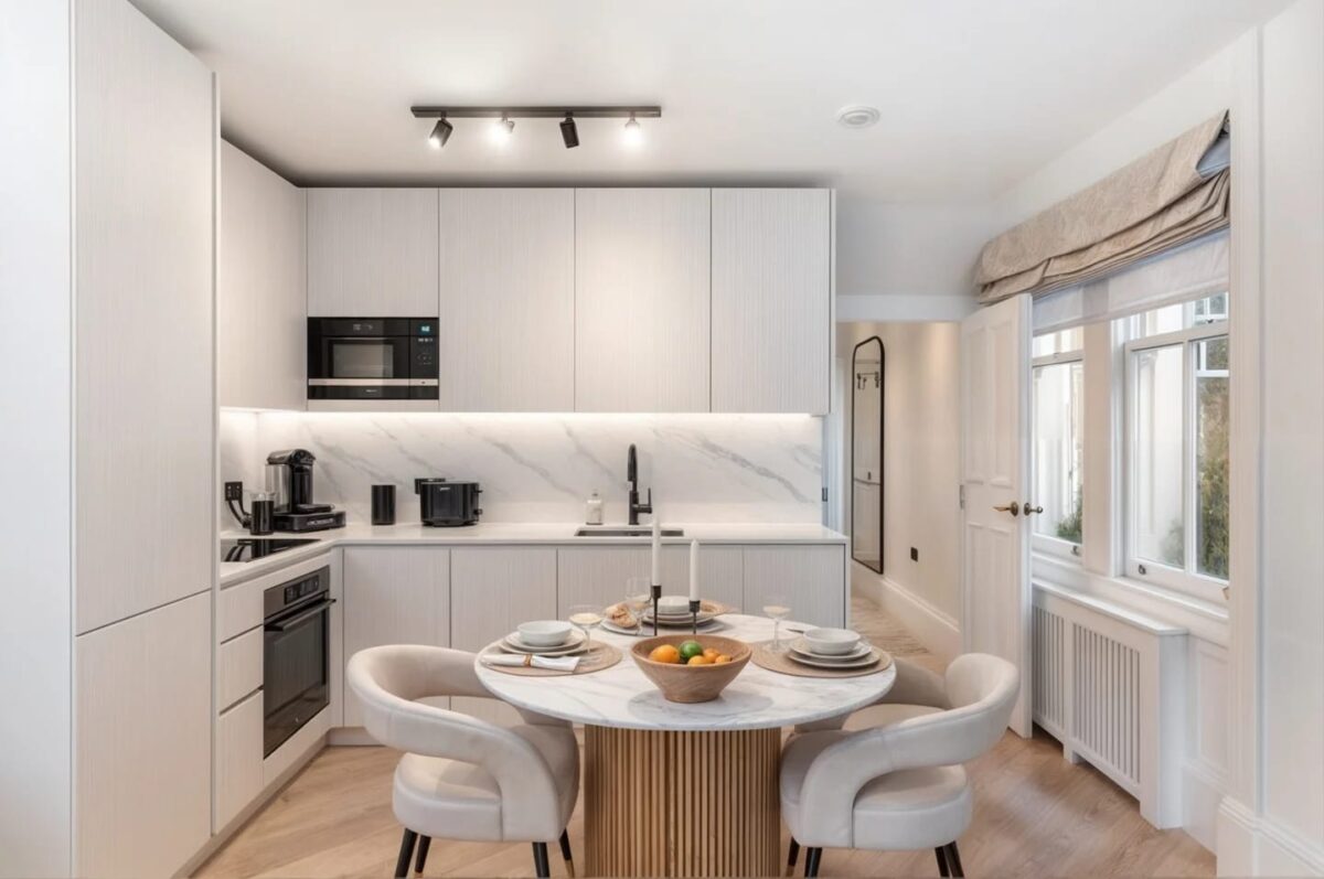 Shepherds House, London, W1K