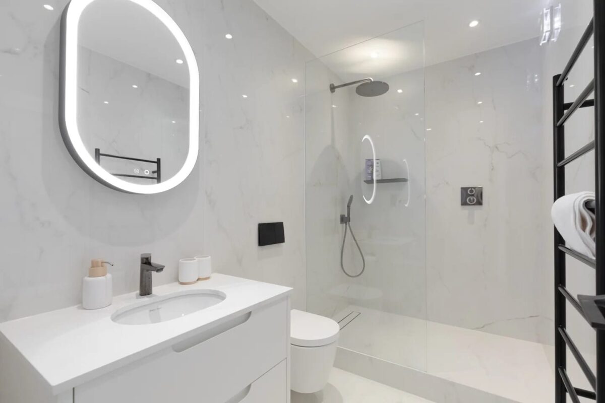 Shepherds House, London, W1K