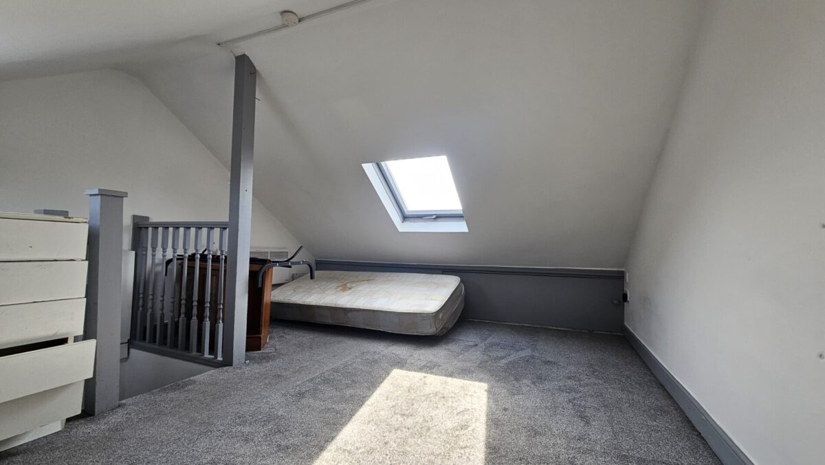 Queens Road, Southall, UB2