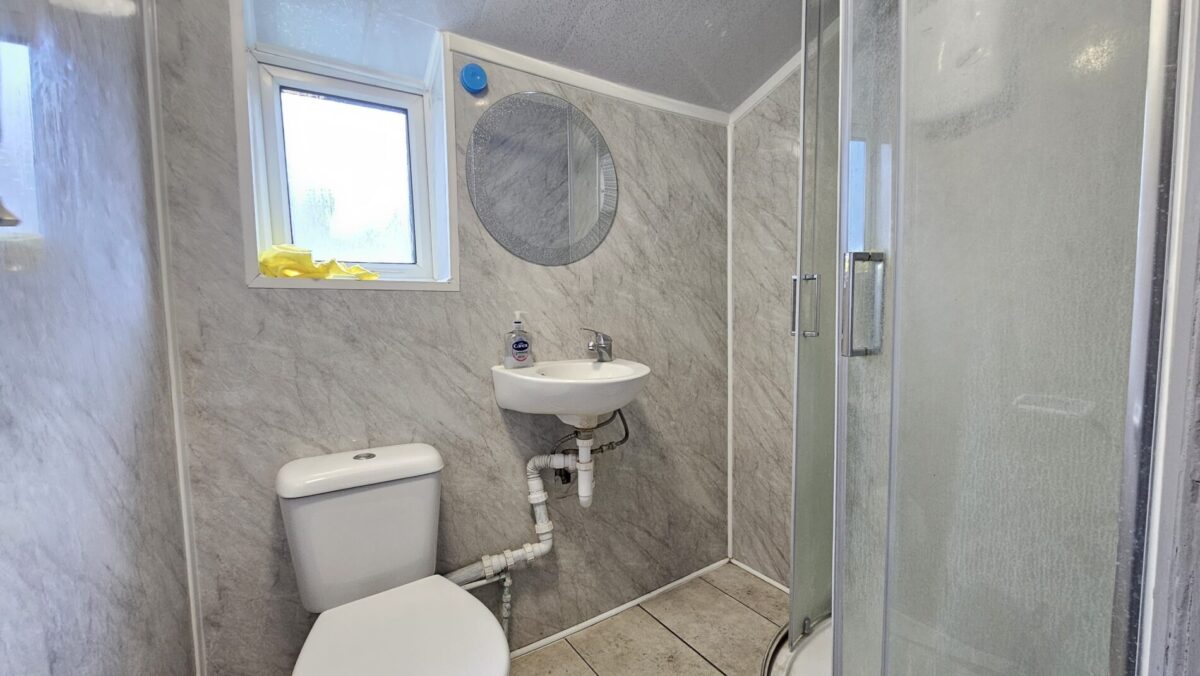 Queens Road, Southall, UB2