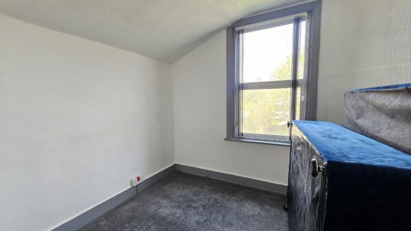 Queens Road, Southall, UB2