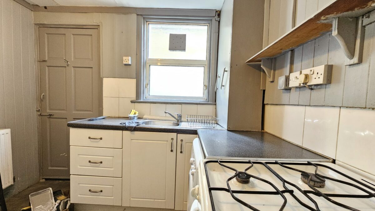Queens Road, Southall, UB2