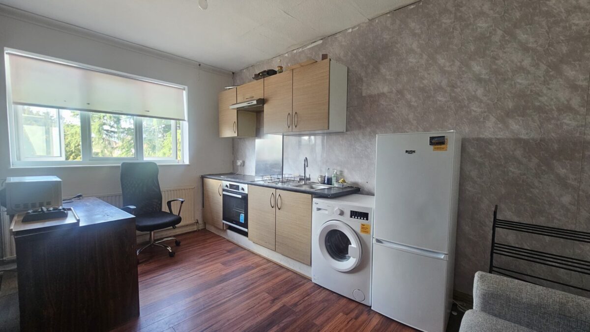 The Glen, Hounslow, Southall UB2