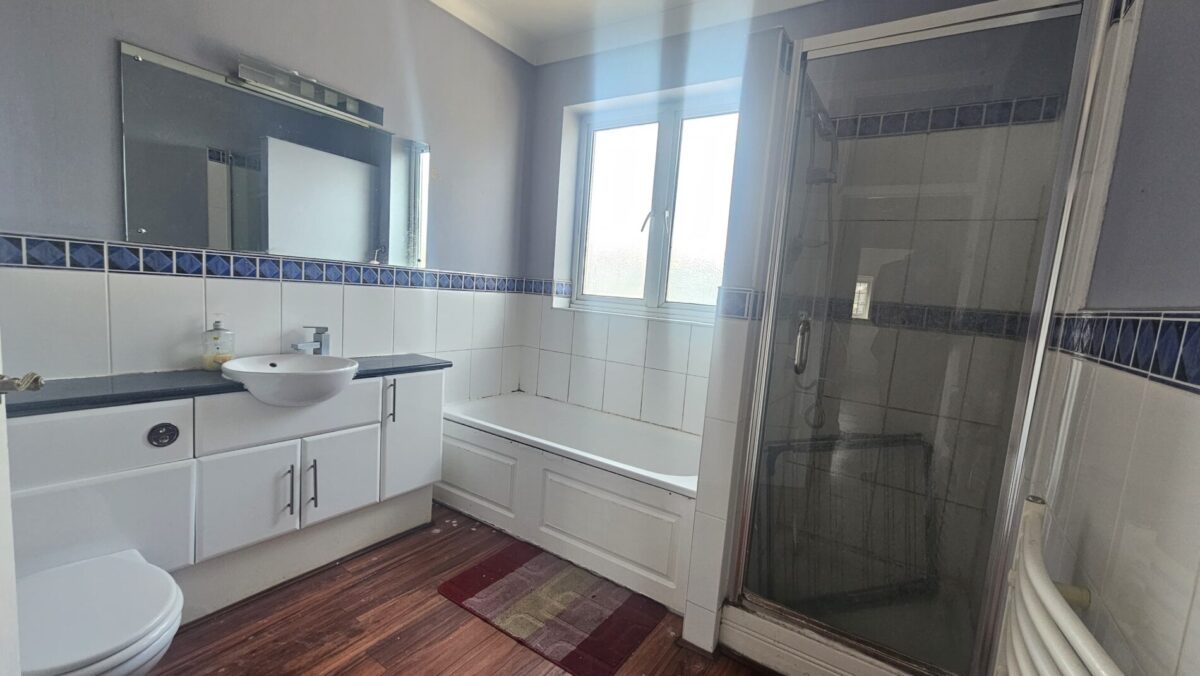 The Glen, Hounslow, Southall UB2