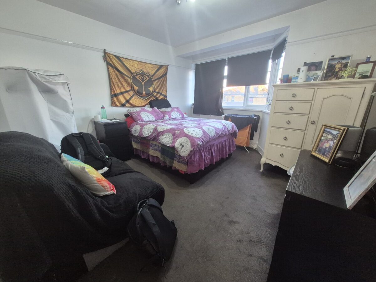 Holmbury Court, Upper Tooting Road, LONDON, SW17