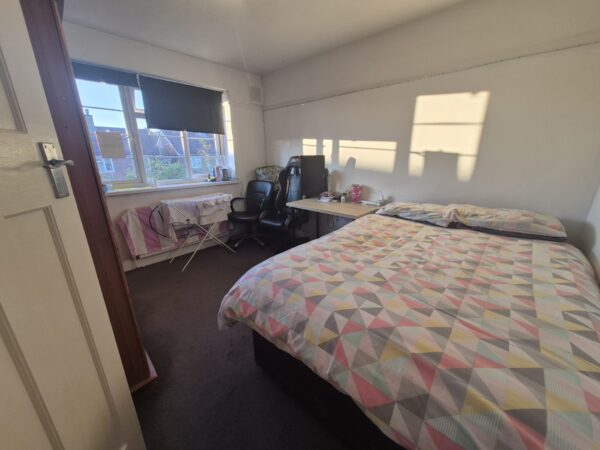 Holmbury Court, Upper Tooting Road, LONDON, SW17
