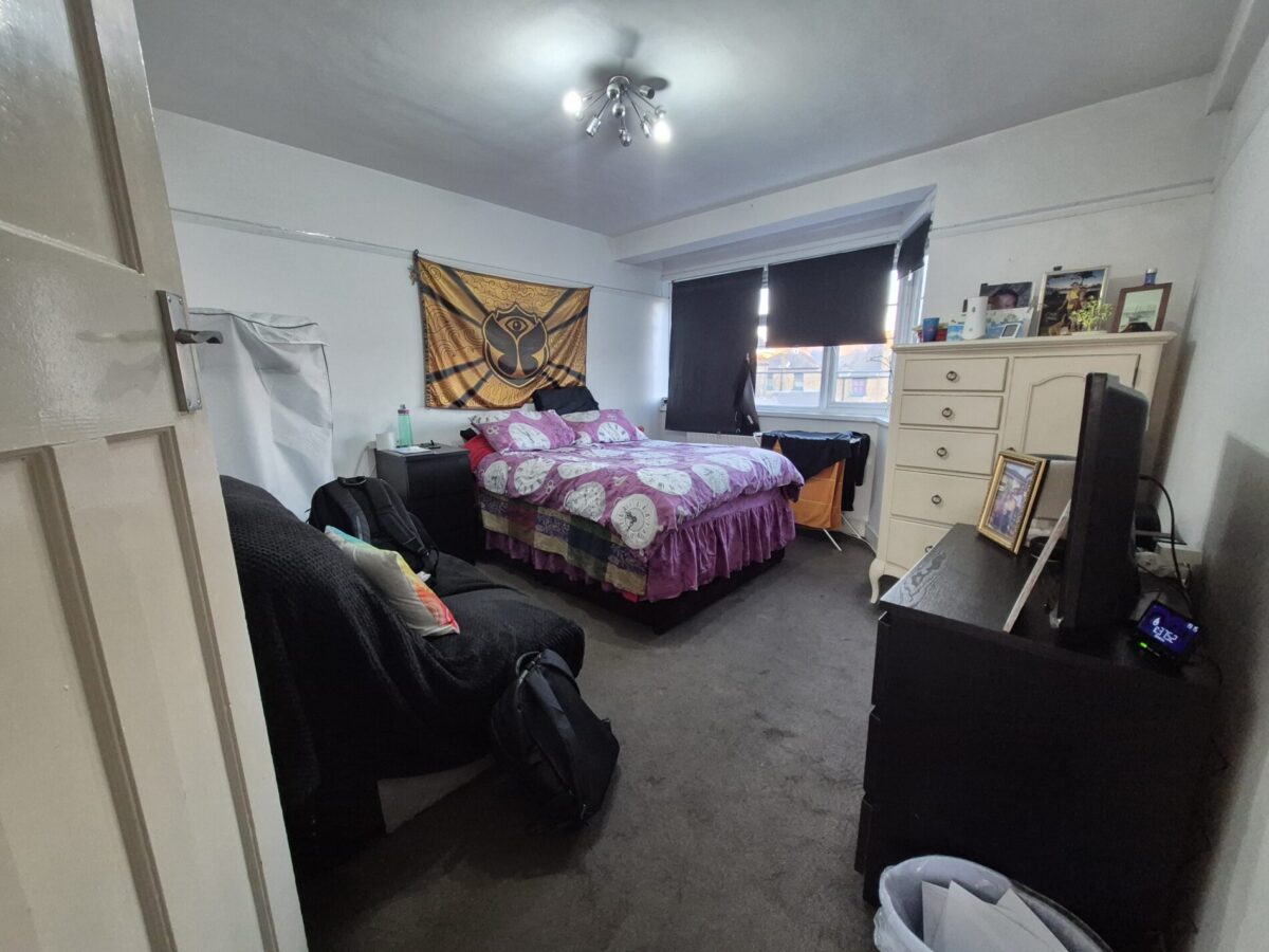 Holmbury Court, Upper Tooting Road, LONDON, SW17