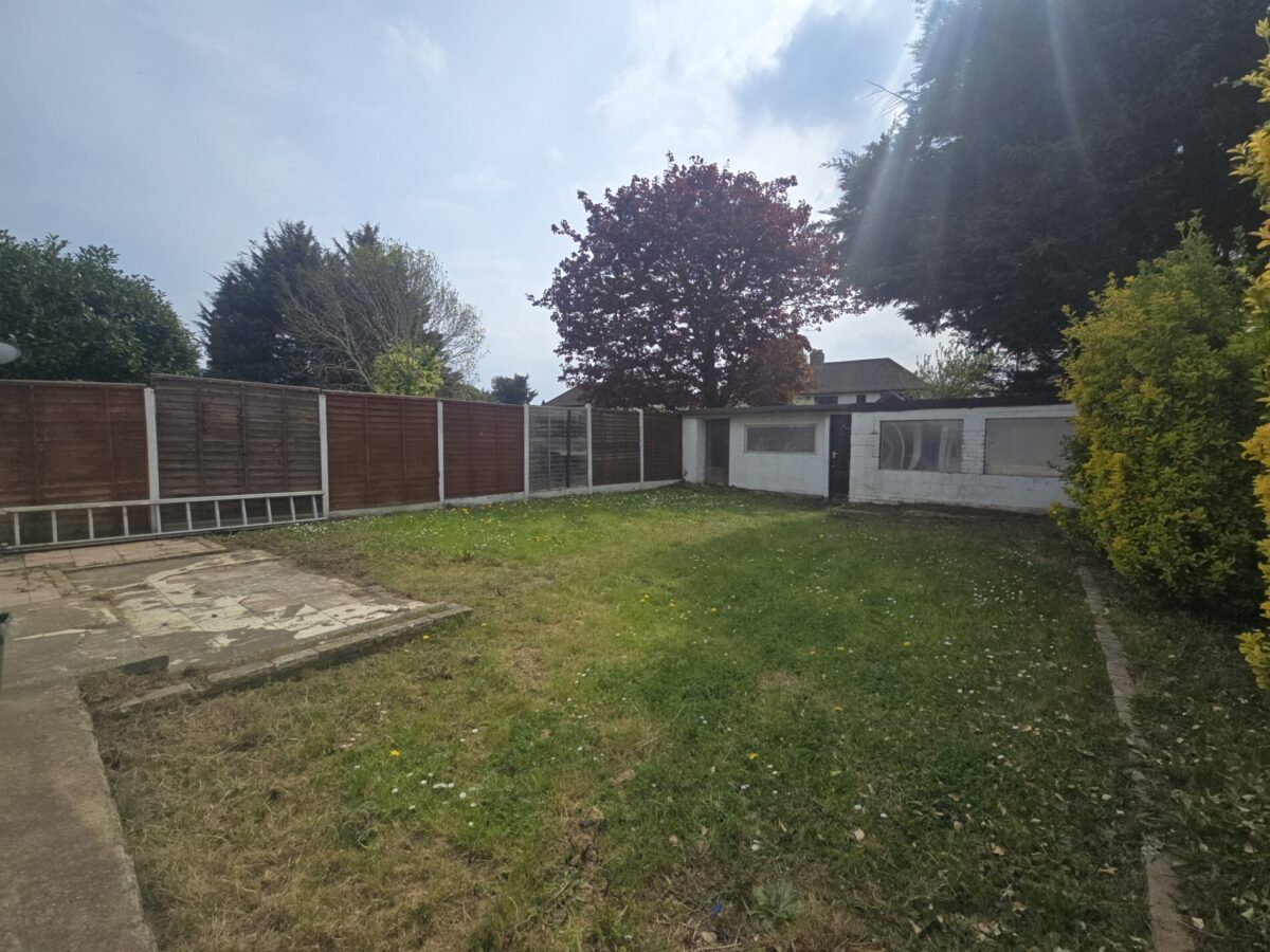 West Road , West Drayton , UB7