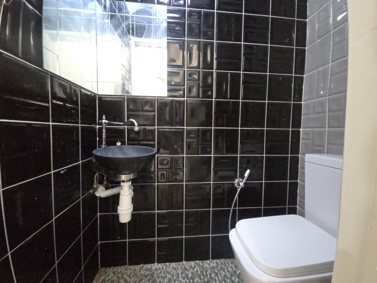 West Road , West Drayton , UB7