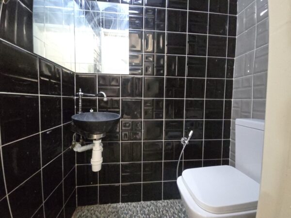 West Road , West Drayton , UB7