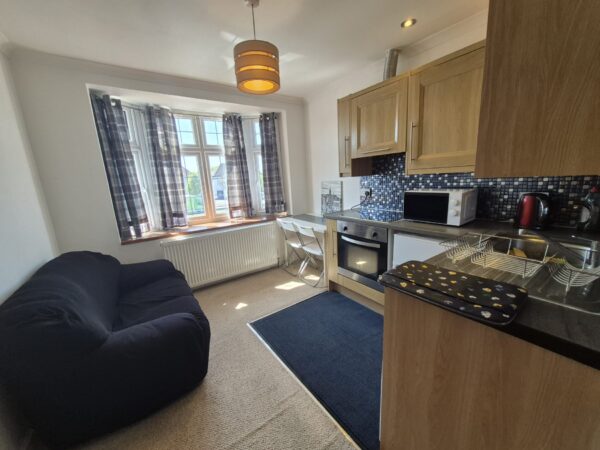 Southend Arterial Road, HORNCHURCH, RM11