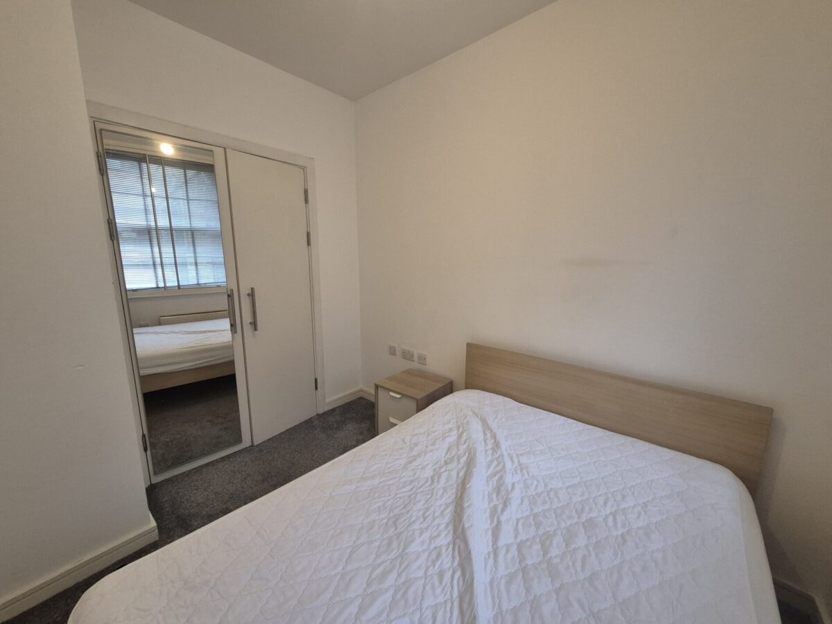 8a York Way, LONDON, N1