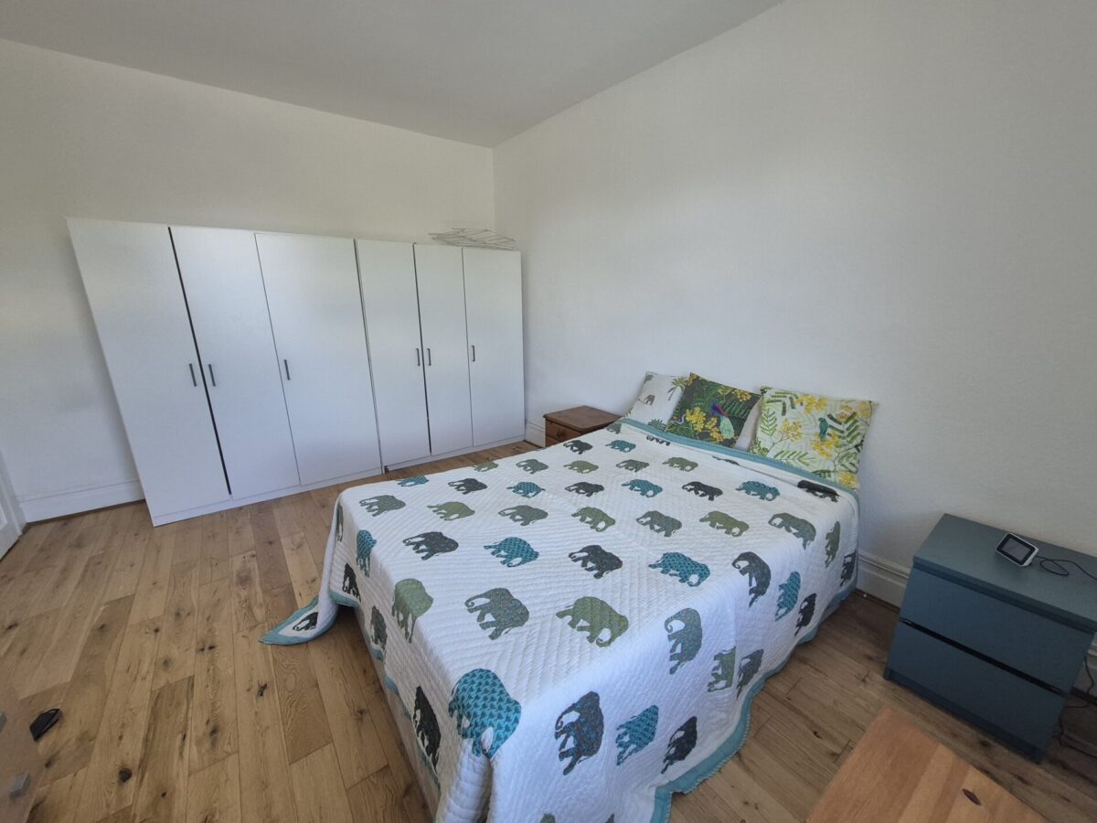 Park Road, LONDON, N11