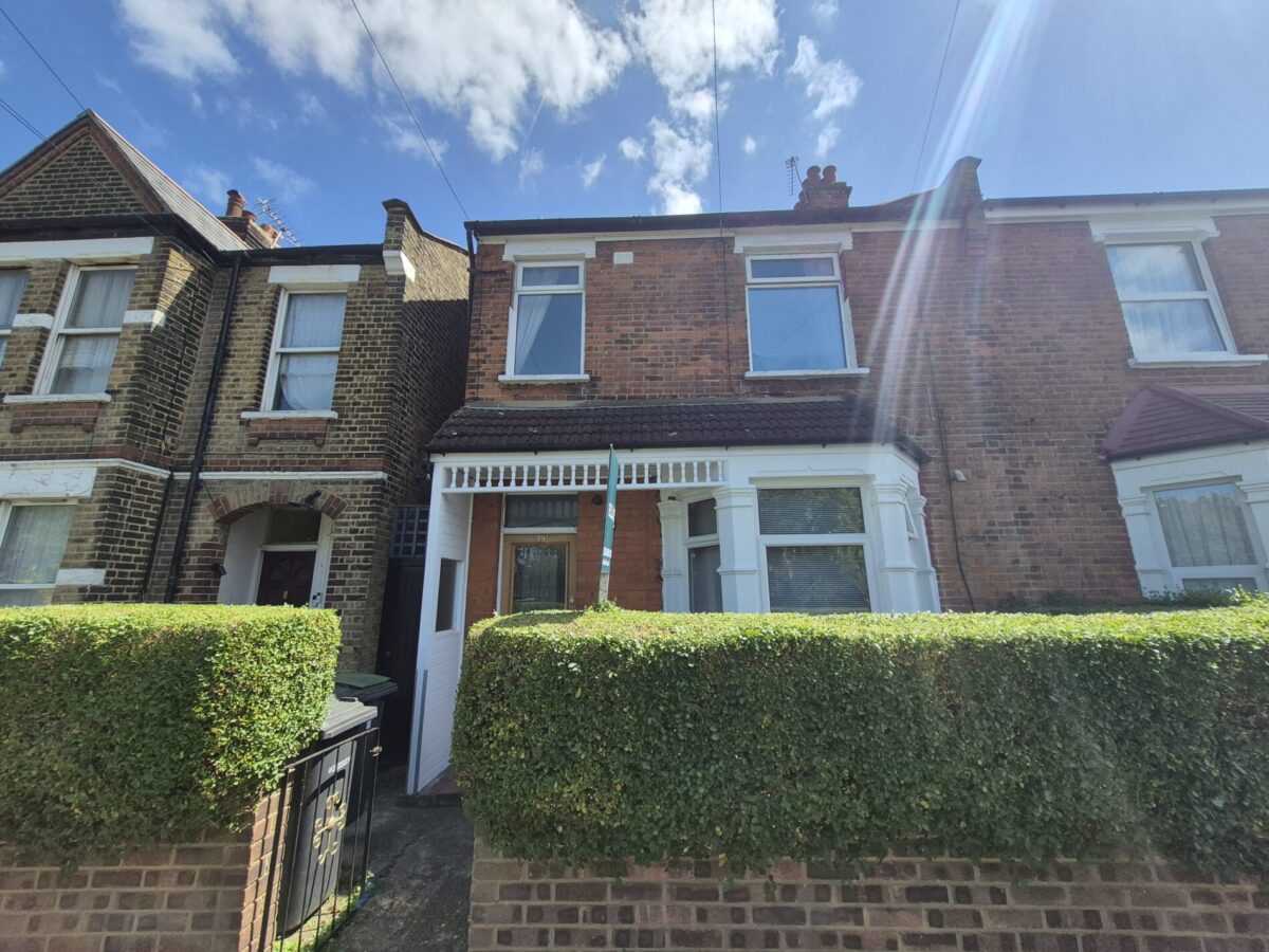 Park Road, LONDON, N11