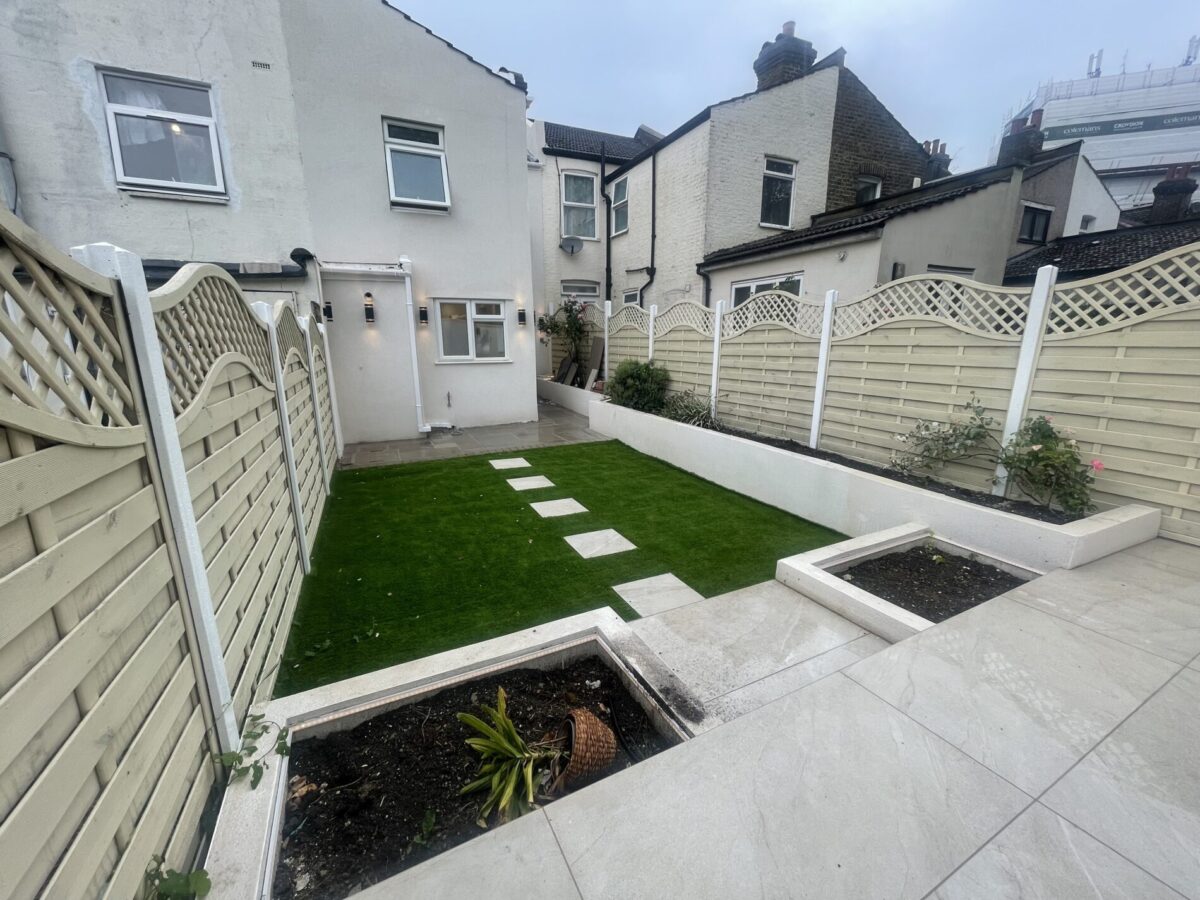 Manor Road, London, SE25