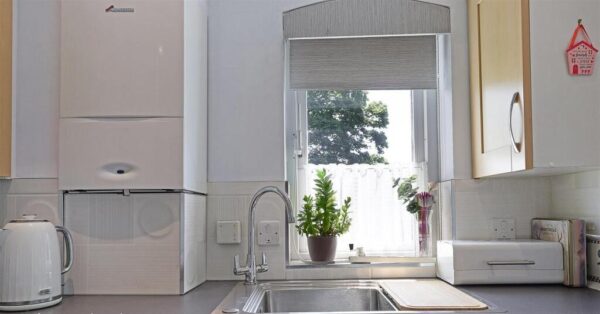 Village way, Ilford, IG6 1RA
