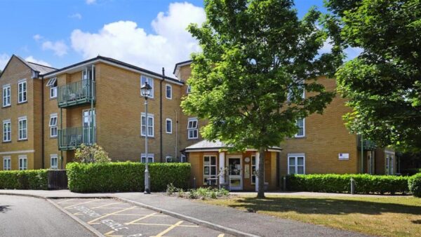 Village way, Ilford, IG6 1RA
