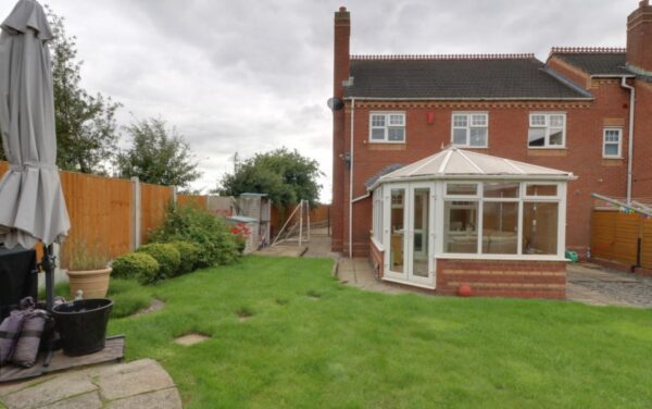 Waterlow Close, Priorslee, TELFORD TF2