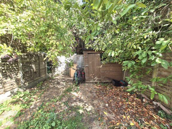 Gunnersbury Avenue W5