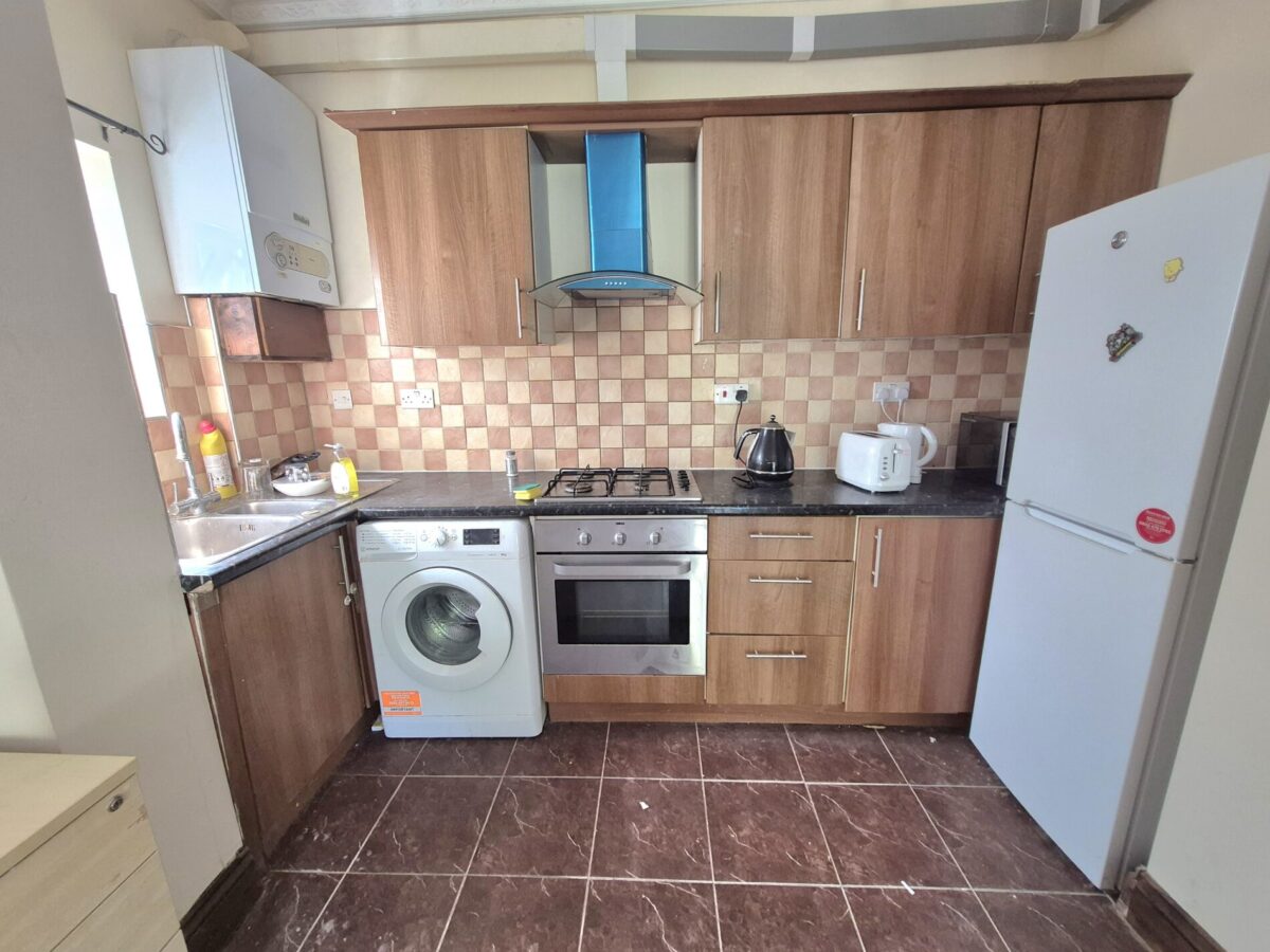 Gunnersbury Avenue W5