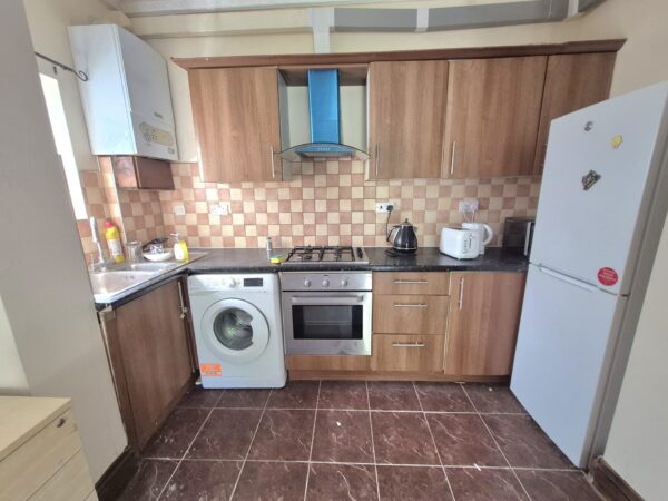 Gunnersbury Avenue W5