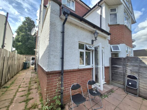Gunnersbury Avenue W5