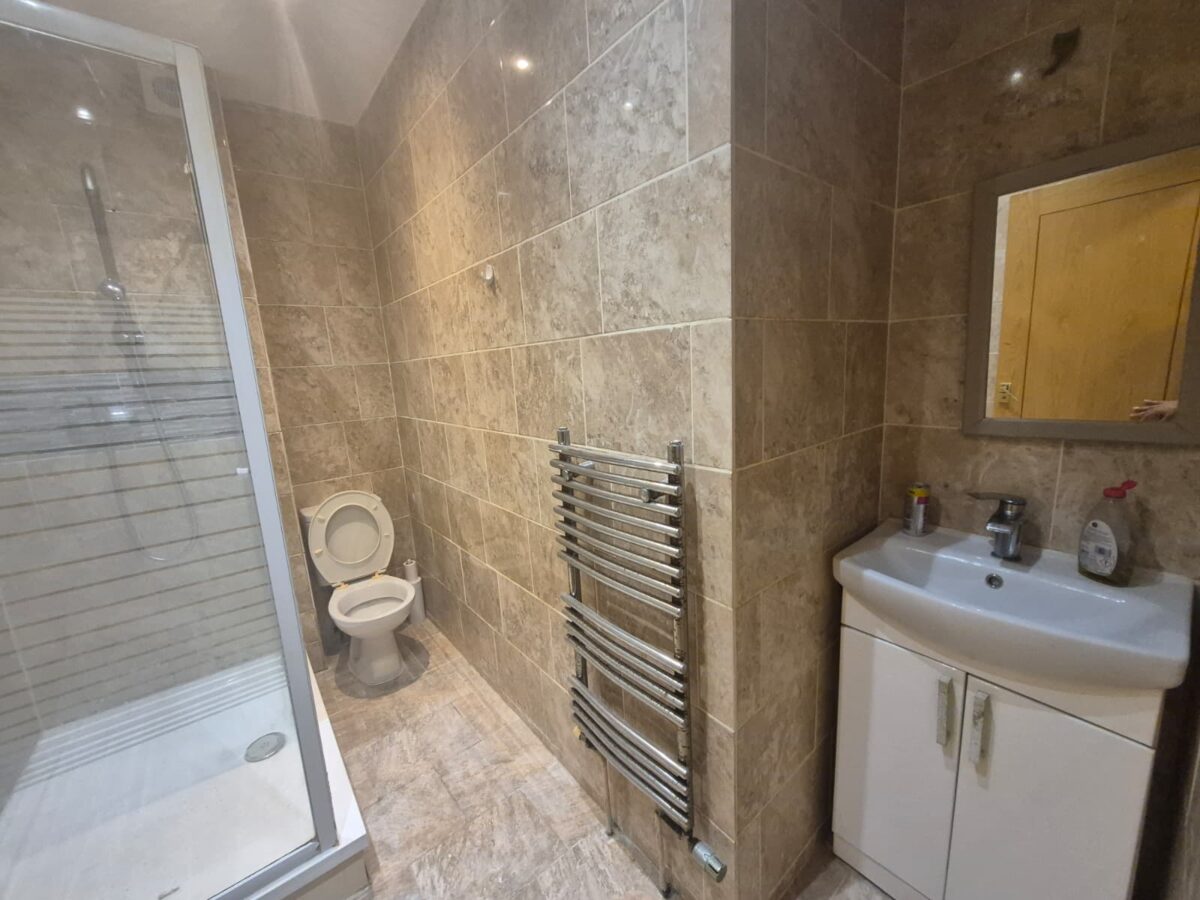 Sutherland Grove SW18 5JL