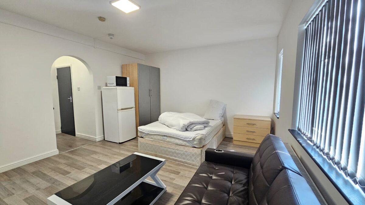 Adelaide Terrace, Brentford, TW8