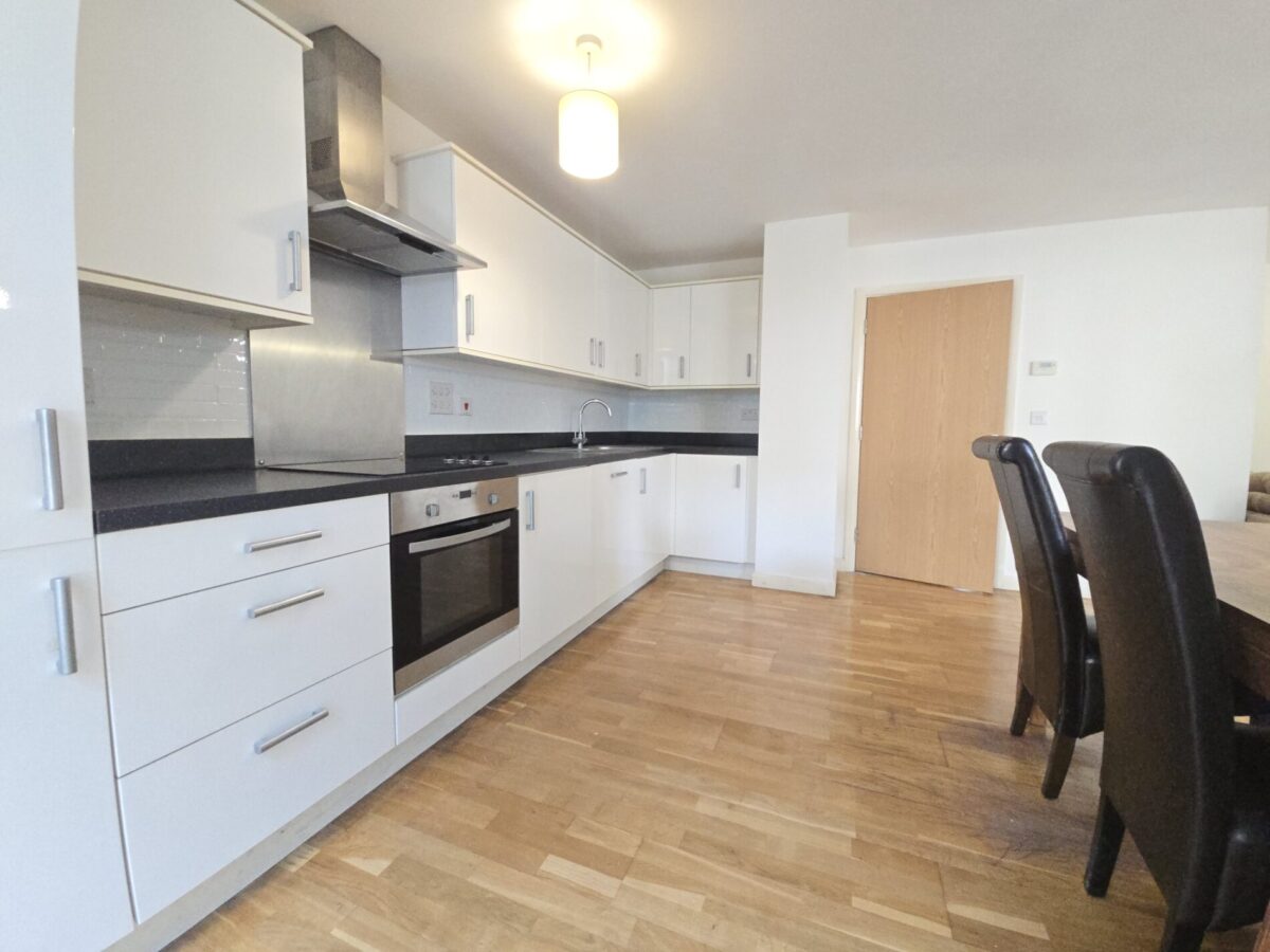 Clayponds Lane Street, TW8