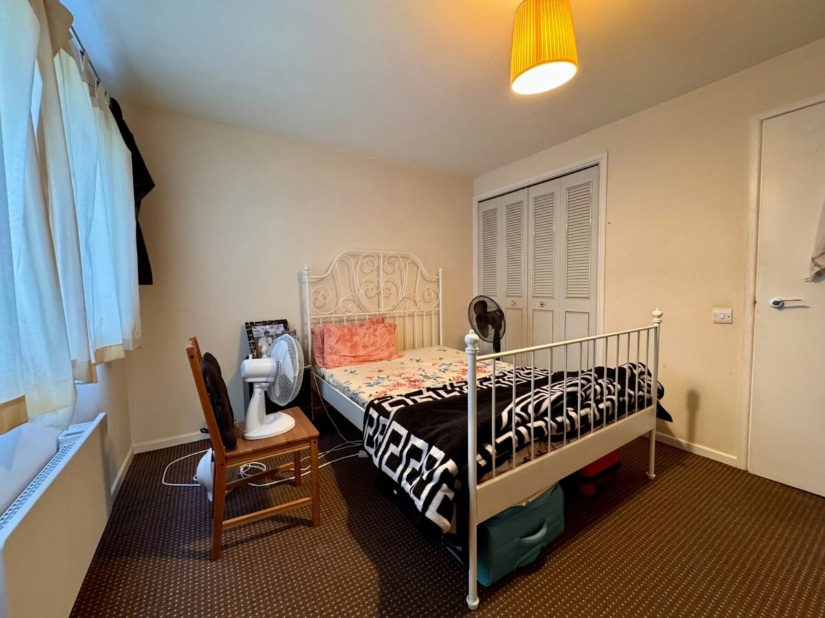 Hounslow, TW4