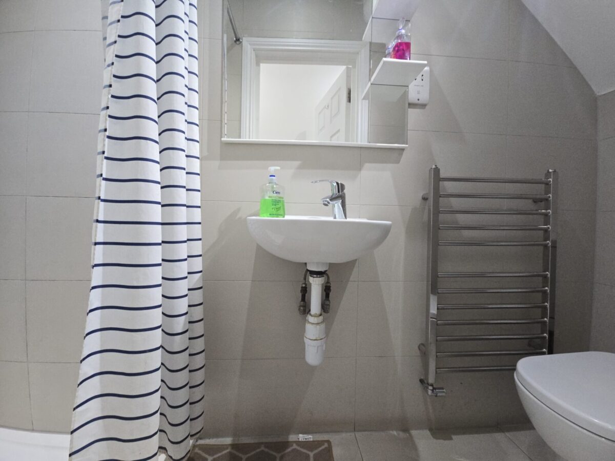 Uxbridge Road, Southall, UB1